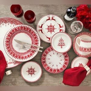 Pottery Barn Tahoe Fair Isle Appetizer Plates Set of 4 Rare Xmas Stoneware NWT
